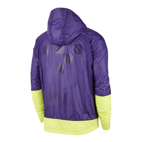 SOLD // Nike Reflective Running Windbreaker - Picture 9 of 9